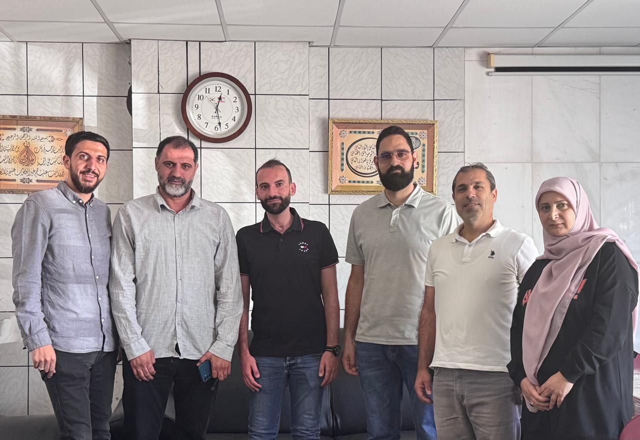 وفد من بلدية العباسية يزور دار المسنين بالبلدة للإطلاع على حاجاته
