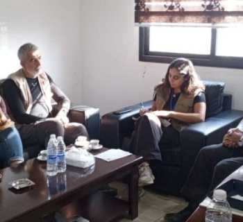 بلدية حولا تستعرض ملفاتها الحيوية أمام وفد من التضامن الدولي وأرض البشر