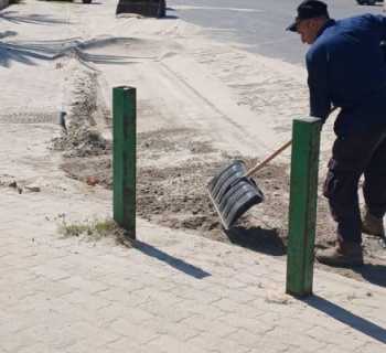 بلدية صور تواصل إزالة آثار الغارات وتنظيف الشوارع بوتيرة يومية
