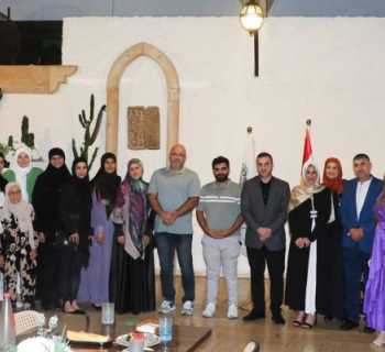 بلدية تفاحتا تكرّم خريجيها الجامعيين وإدارة متوسطة تفاحتا الرسمية