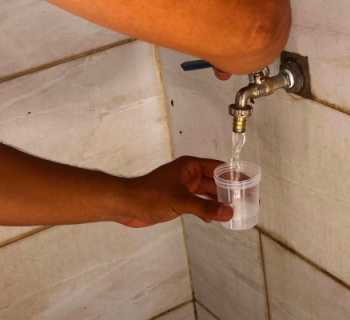 اتحاد بلديات قضاء بنت جبيل يفحص عينات مياه من محطات التكرير والآبار في برعشيت