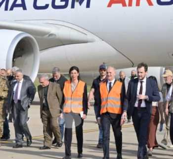 وصول 60 طنًا من المساعدات الإنسانية الفرنسية إلى لبنان