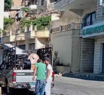 بلدية كفرمتى تباشر تركيب 24 كاميرا مراقبة لتعزيز الأمن والسلامة العامة