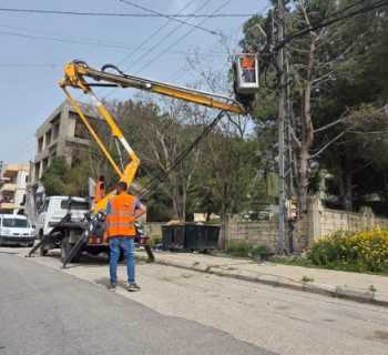 بلدية معروب تكثّف أعمالها: صيانة كهرباء ورفع أنقاض لفتح الطرقات