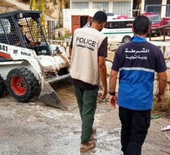 بلدية الشهابية تواصل تنظيف مجاري تصريف مياه الأمطار استعدادًا للشتاء