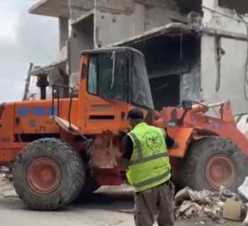 بلدية جبشيت تباشر رفع آثار العدوان وفتح الطرقات بالتعاون مع الجهات المحلية