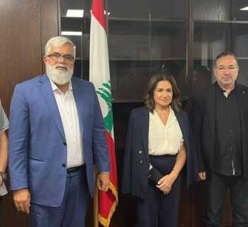 وفد من بلدية بنت جبيل يبحث مع وزيرة الشؤون الاجتماعية أوضاع النازحين وأضرار العدوان