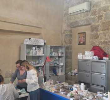 بلدية القليعة: توزيع أدوية للأهالي بدعم من جهات مانحة