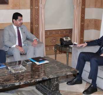 وزير الداخلية يبحث دعم البلديات والأجهزة الأمنية مع UNOPS