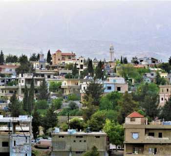 إطلاق لائحة التنمية والوفاء المدعومة من حزب الله وحركة أمل في بلدة طاريا البقاعية