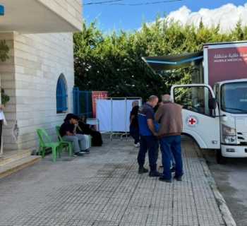 بلدية شقرا ودوبيه تستضيف عيادة طبية متنقلة بالتعاون مع الصليب الأحمر الدولي ووزارة الصحة