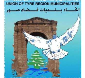 إزالة الركام وفتح الطرقات في صور بعد العدوان الإسرائيلي