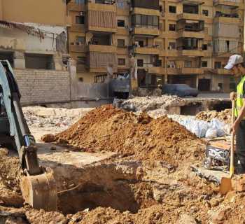 بلدية برج البراجنة تصلح أضرار الحرب في شبكة الصرف الصحي