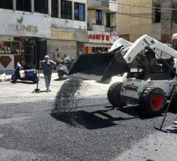 اتحاد بلديات الضاحية الجنوبية ينفّذ أعمال تعبيد ضمن نطاق بلدية حارة حريك