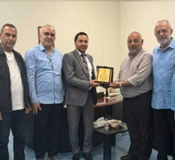 بلدية عيناثا تبحث مع إدارة مستشفى الشهيد رفيق الحريري سبل تأمين الرعاية للنازحين