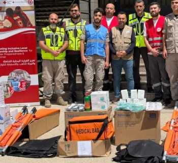 اتحاد بلديات قضاء صور يتسلّم تجهيزات إسعافات أولية لتعزيز جهوزية فرق المستجيب الأول