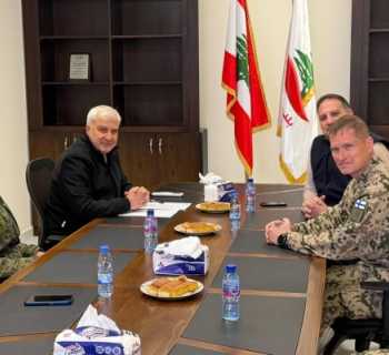 رئيس بلدية بني حيان يستقبل قائد الكتيبة الفنلندية في جنوب لبنان