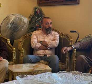 رئيس بلدية بعلبك يكرّم رئيس الحرس الليلي السابق بعد 43 عامًا من الخدمة