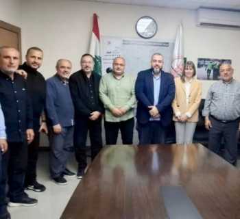 بلدية رشاف تطالب بتأمين مستلزمات التدفئة للنازحين خلال لقاء مع الصليب الأحمر الدولي
