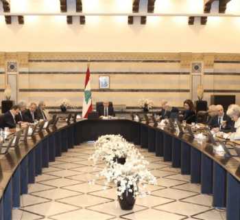 رواتب القطاع العام والعسكريين على طاولة مجلس الوزراء… اقتراحات للتصحيح ومنح مالية قيد البحث