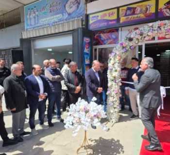 بلدية حلبا واتحاد نهر الأسطوان يشاركان في افتتاح فرع تجاري جديد في المدينة