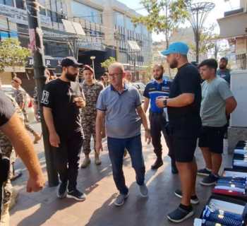 شرطة بلدية صيدا تنفذ حملة إزالة وملاحقة المخالفات ضمن السوق التجاري