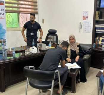 بلدية المروانية توزّع حصص دعم على النازحين المقيمين في البلدة بالتعاون مع جمعية «أرض البشر»