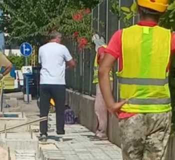 اتحاد بلديات الضاحية الجنوبية يؤهّل الأرصفة قرب جسر المشاة في العاملية