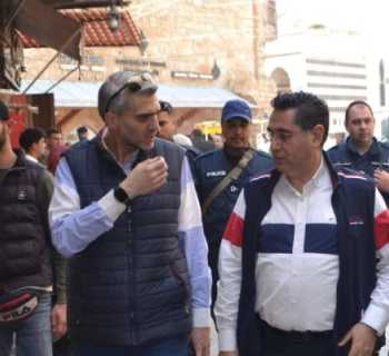 جولة لرئيس بلدية طرابلس لمتابعة إزالة التعديات في ساحة النجمة والأسواق