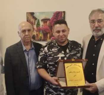 رابطة مخاتير غربي بعلبك تزور مفرزة سير يعلبك وتقدّم دروع تكريمية