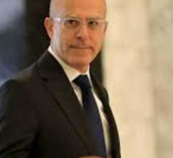 الوزير مكي: أولوية المرحلة لاحتضان النازحين وتعزيز الوحدة الوطنية