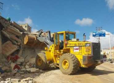 بلدية كفرا تباشر رفع الأنقاض وفتح الطرقات بالتعاون مع وزارة الأشغال