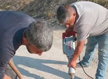 بلدية كفرفيلا: جهود استثنائية ومبادرات مباشرة لإيصال المياه إلى الأحياء المتضررة