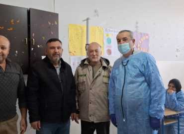 رئيس بلدية شقرا ودوبيه يتفقد مشروع الكشف الطبي للطلاب لتعزيز الصحة المدرسية