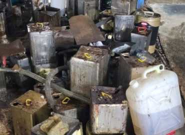 مداهمة نوعية لمراقبي الدائرة الصحية في بلدية طرابلس ومصلحة الإقتصاد استهدفت معملا لزيوت القلي والطعام في سقي البداوي