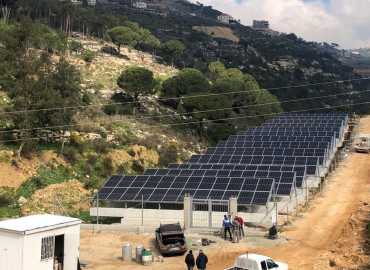 بالصور: بلدية كيفون تستلم مشروع الطاقة الشمسية للبئر الارتوزاي