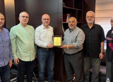 بلدية عيناثا تبحث مع مستشفيي الرسول الأعظم وLMC أوضاع النازحين واحتياجاتهم الصحية