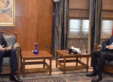 الرئيس بري يبحث مع محافظ لبنان الجنوبي أوضاع المحافظة