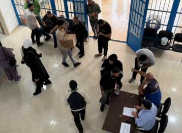 بلدية شقرا ودوبيه توزّع 1500 حصة غذائية مقدّمة من برنامج الأغذية العالمي