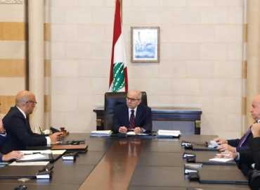رئيس الحكومة يتابع مشاريع التعافي في الجنوب ويوجّه بالإسراع في تنفيذ عبّارة قاقعية الجسر