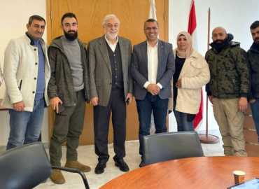 وزير الزراعة يبحث مع الصليب الأحمر الدولي دعم مزارعي القرى الحدودية الجنوبية