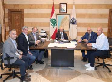 وزير الداخلية يبحث مع المحافظ ورئيس بلدية بيروت استعدادات موسم الشتاء