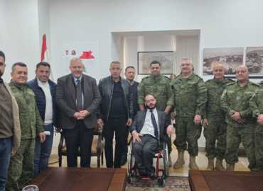 فوج حرس بيروت يزور محافظ المدينة ورئيس المجلس البلدي