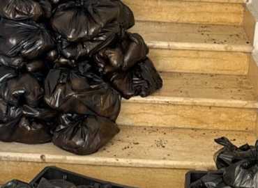 بلدية طيردبا توزع 120 حصة من الخضار دعمًا للعائلات في البلدة