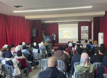 بلدية العباسية تنظم محاضرة توعوية حول مخاطر استخدام السجائر الإلكترونية