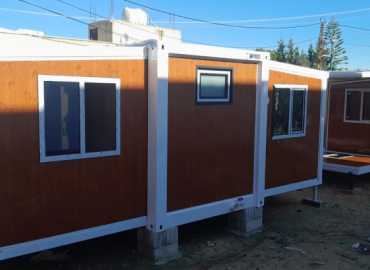 بلدية رشاف تتسلم 5 بيوت جاهزة من مؤسسات دولية لدعم السكان المحليين