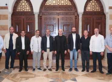 وزير الداخلية يبحث مع رئيس بلدية مدينة النبطية الحاجات الإنمائية والخدماتية