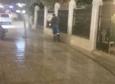 بالتنسيق مع البلديّة واتّحاد الفيحاء: حملة تنظيف لمحيط مساجد طرابلس استعدادًا للعيد