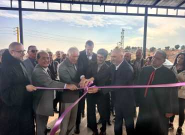 بلدية عيناتا الأرز تفتتح مشروع استصلاح الأراضي الزراعية وتجهيز برّاد بنظام الطاقة الشمسية