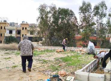 بلدية برجا تطلق حملة تنظيف حي جب الغبرا ضمن مشروع 